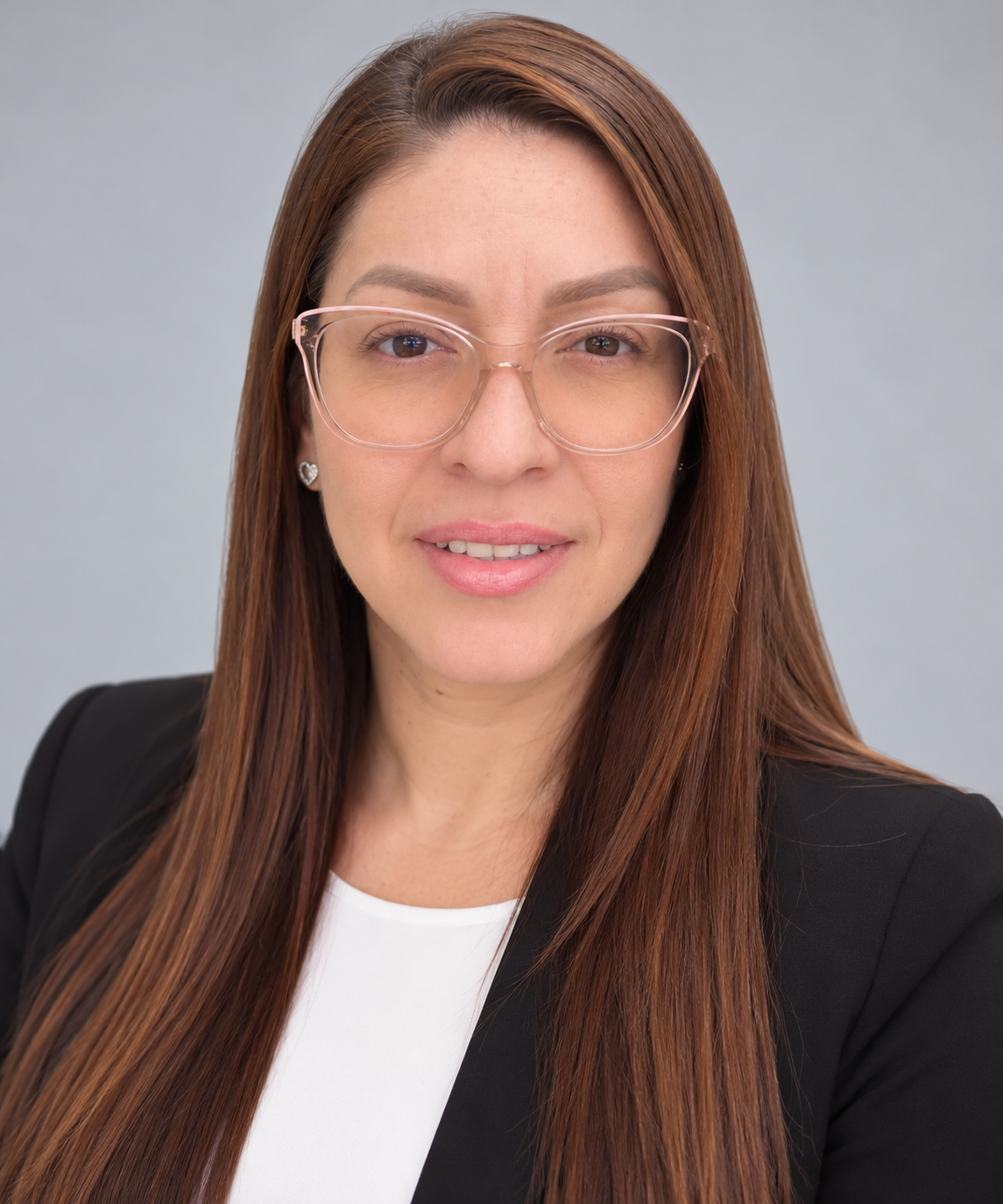 Retrato de Vanessa Gómez Jiménez, Abogada · Notaria